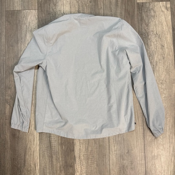 Vuori Men's Gray Windbreaker Jacket - Picture 4 of 4